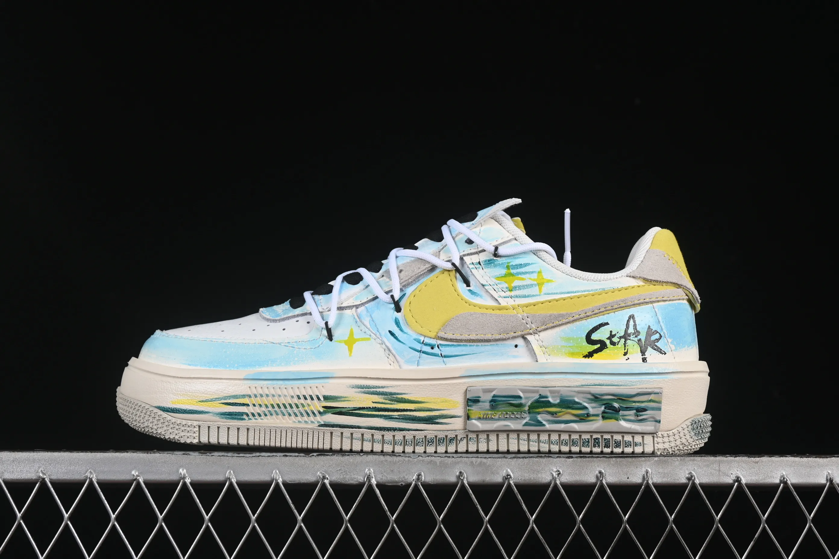 All categories Nk Air Force 1 Air Force series Nk Air Force 1 Low Nike Air Force 1'07 Low "Y B Stars" Hand-painted graffiti Yellow and blue stars Air Force 1 low-top casual sneakers DV6984-011